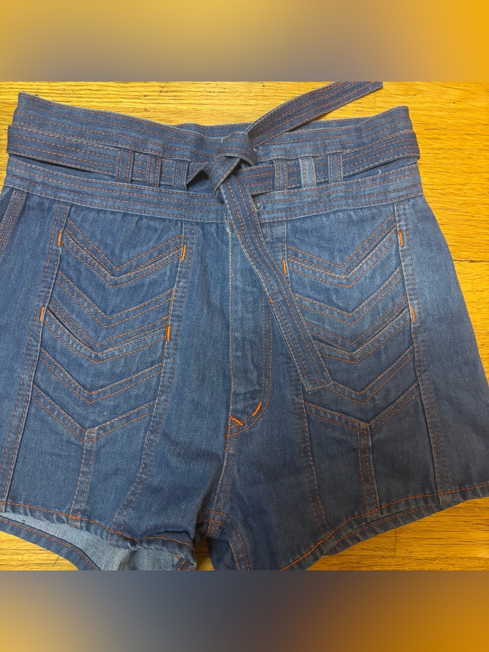 Vintage Nest Ce Pas Indigo RARE 70s High Waisted Tie Festival Jean Shorts 28 - Picture 2 of 6